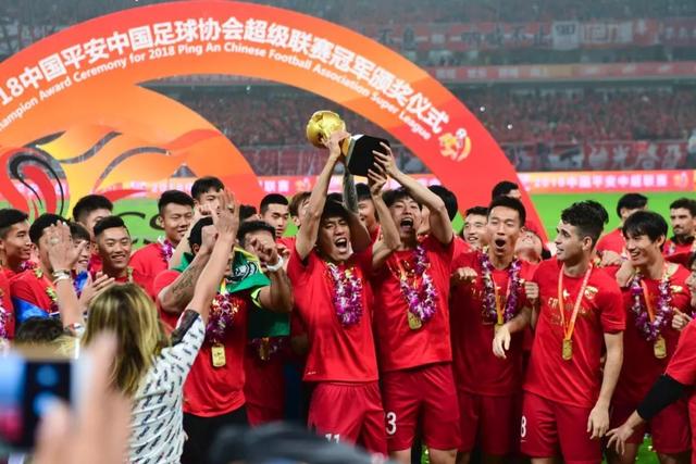 火爆！新浪专家连续5期中双色球大奖豪揽5895万